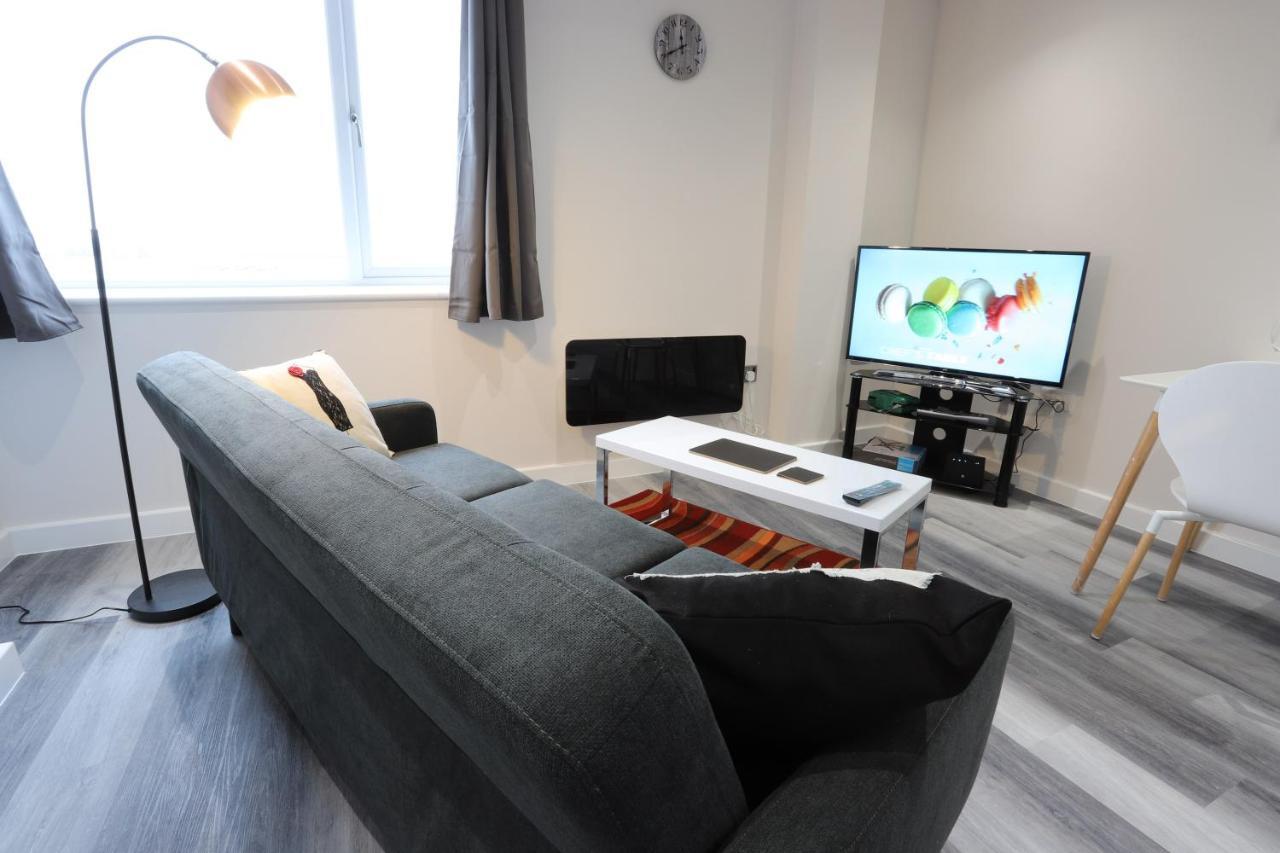 Birmingham Necairport Interchange Shortstay Homebase 외부 사진