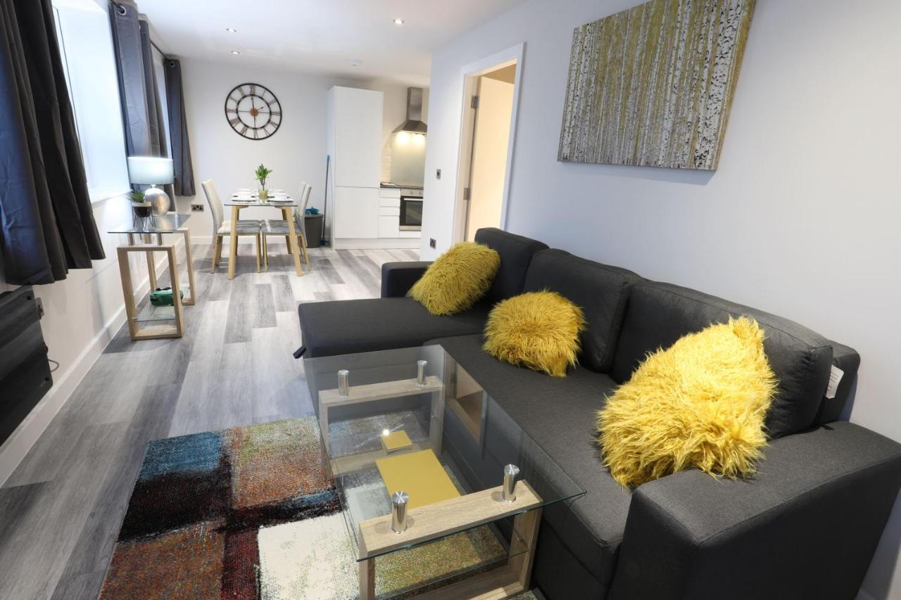 Birmingham Necairport Interchange Shortstay Homebase 외부 사진