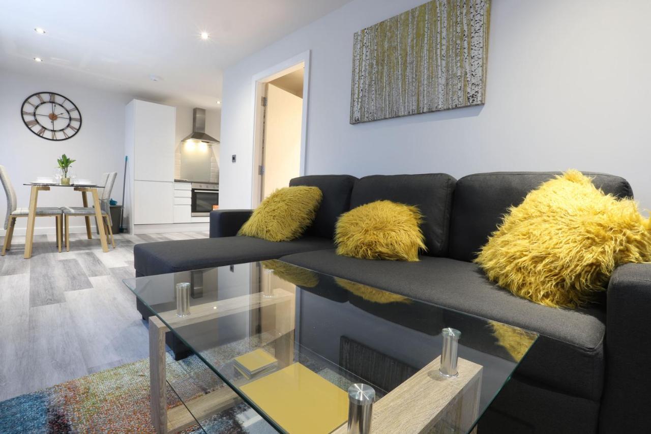 Birmingham Necairport Interchange Shortstay Homebase 외부 사진