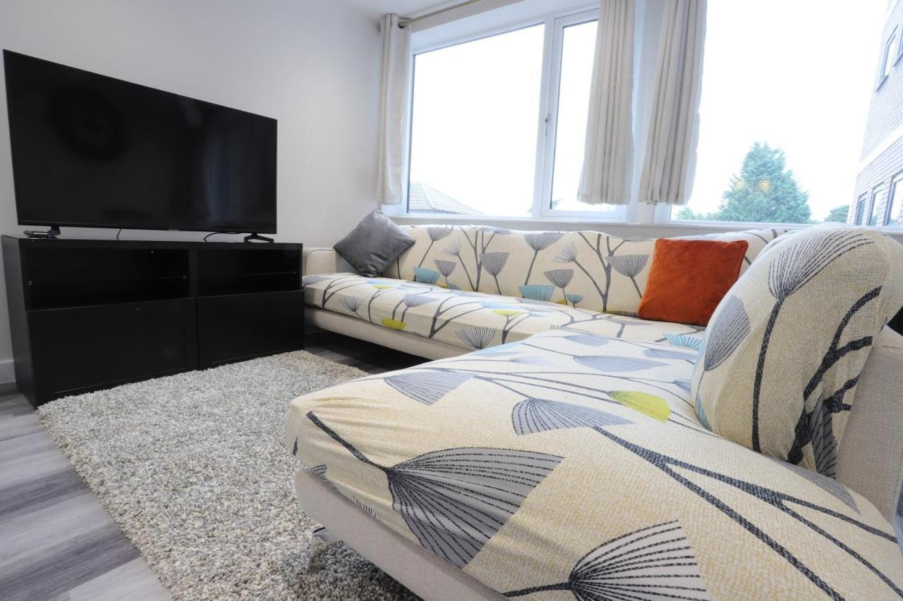 Birmingham Necairport Interchange Shortstay Homebase 외부 사진