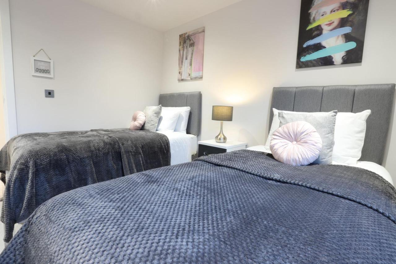 Birmingham Necairport Interchange Shortstay Homebase 외부 사진