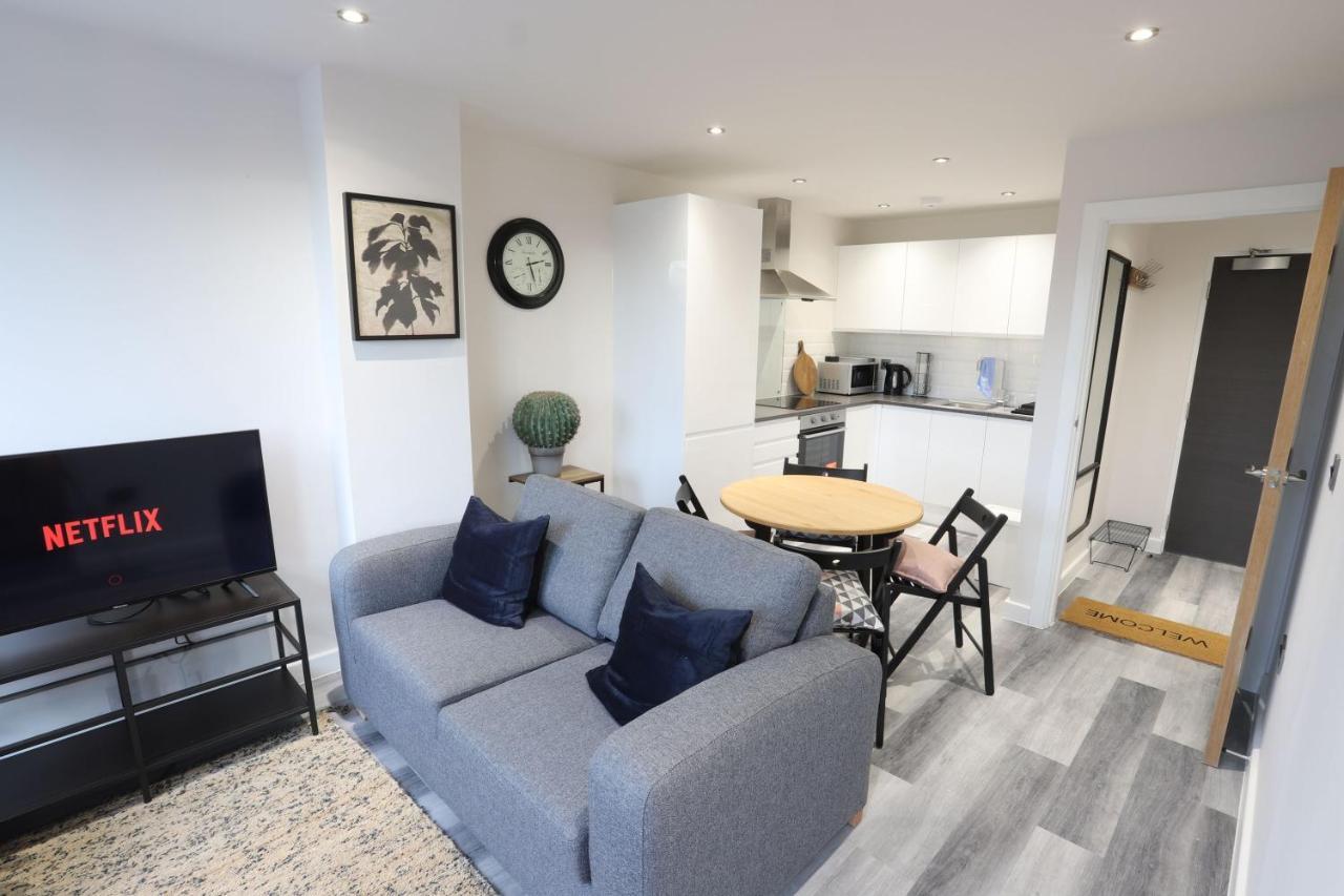 Birmingham Necairport Interchange Shortstay Homebase 외부 사진