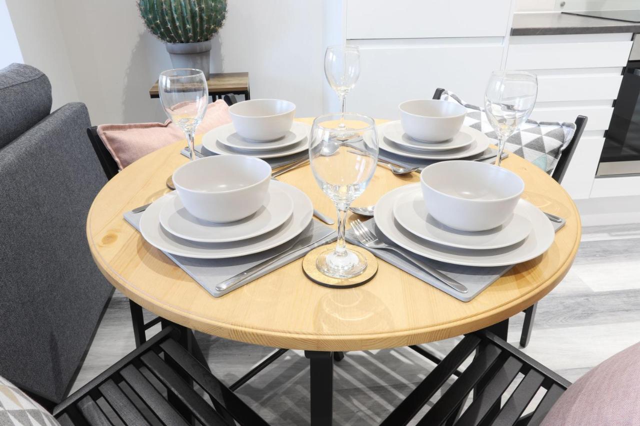 Birmingham Necairport Interchange Shortstay Homebase 외부 사진