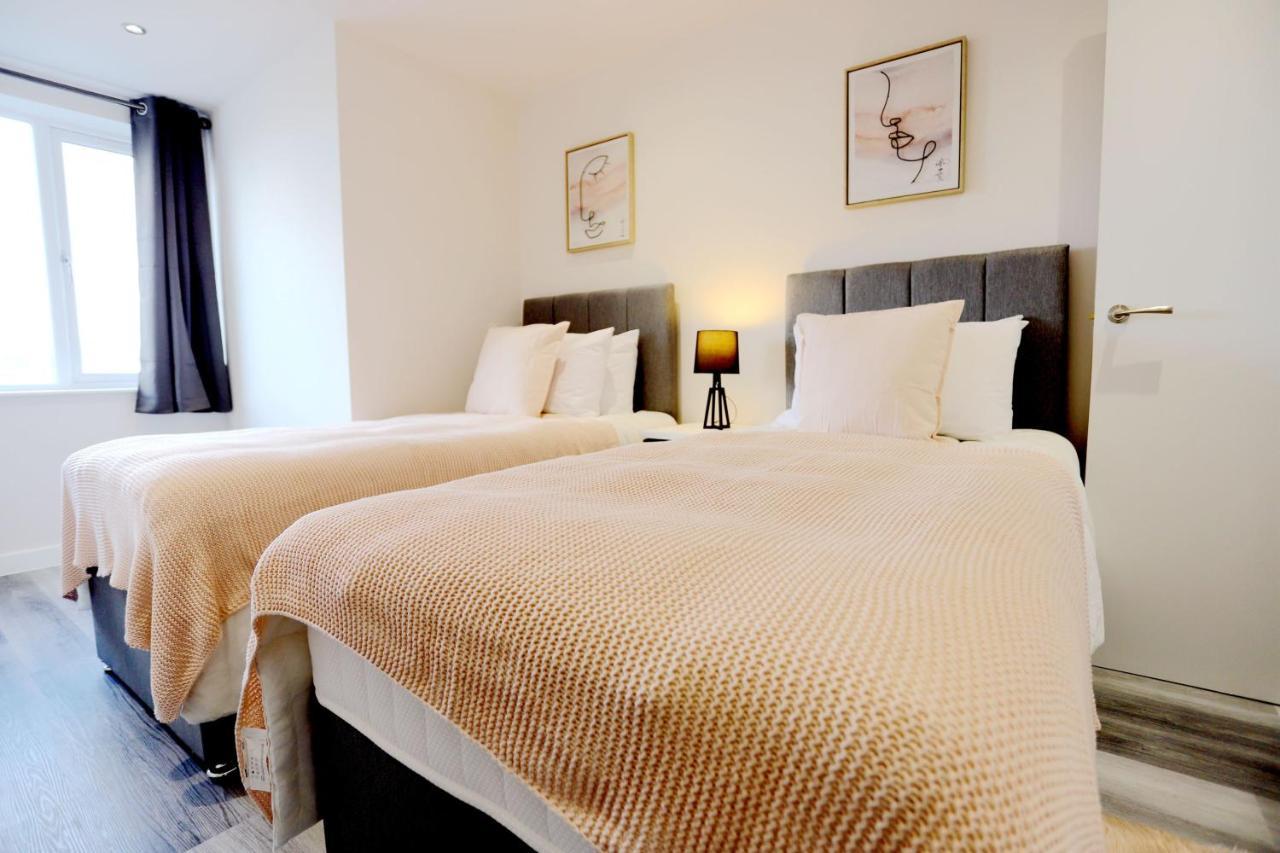 Birmingham Necairport Interchange Shortstay Homebase 외부 사진