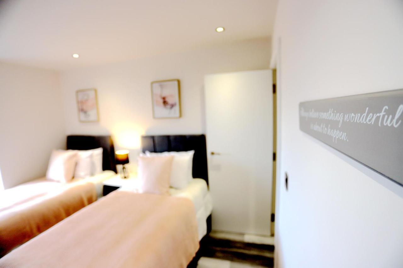 Birmingham Necairport Interchange Shortstay Homebase 외부 사진