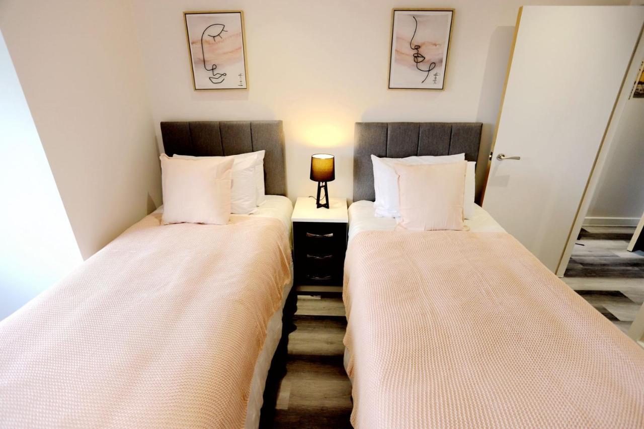 Birmingham Necairport Interchange Shortstay Homebase 외부 사진